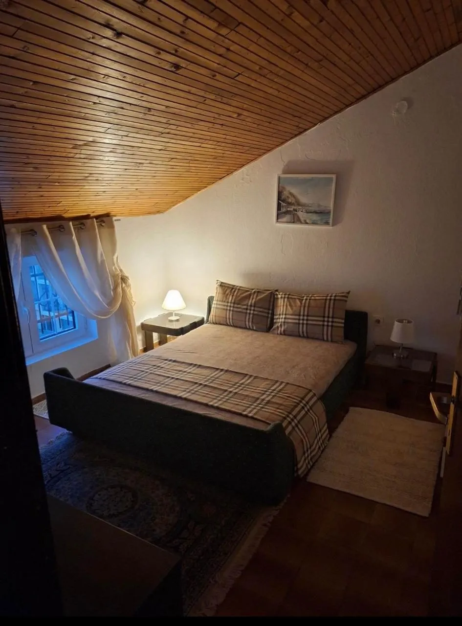 Izdavanje: Trosoban stan 120 m² – Bečići, Budva — fotografija 7