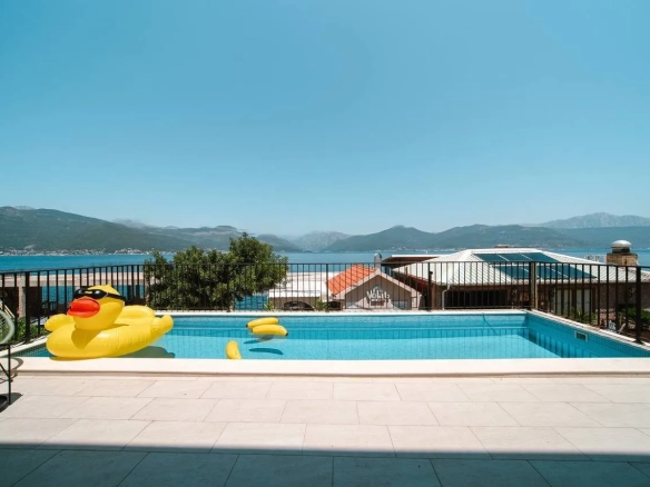 Kuća 200 m² – Krašići, Tivat — fotografija 10