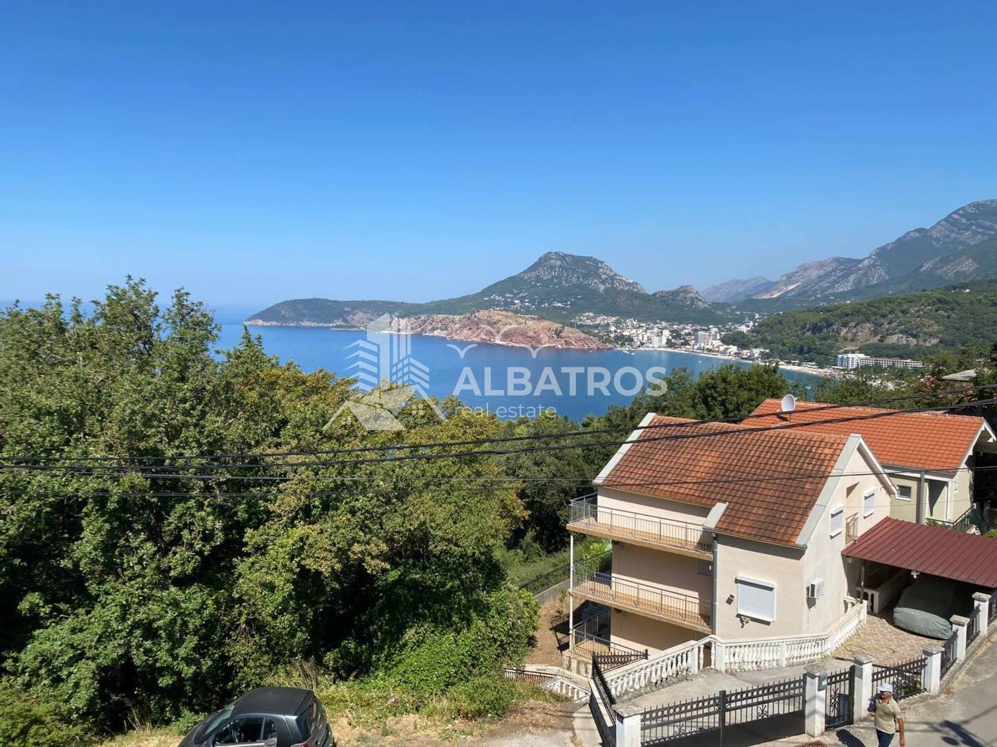 Jednosoban-stan-sa-terasom-i-pogledom-na-more-Ratac-Bar Jednosoban stan sa terasom i pogledom na more