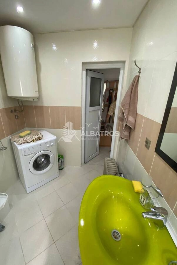 Jednosoban-stan-sa-terasom-i-pogledom-na-more-Ratac-Bar-8 Izdavanje: Jednosoban stan 54 m² – Ratac, Bar — fotografija 9