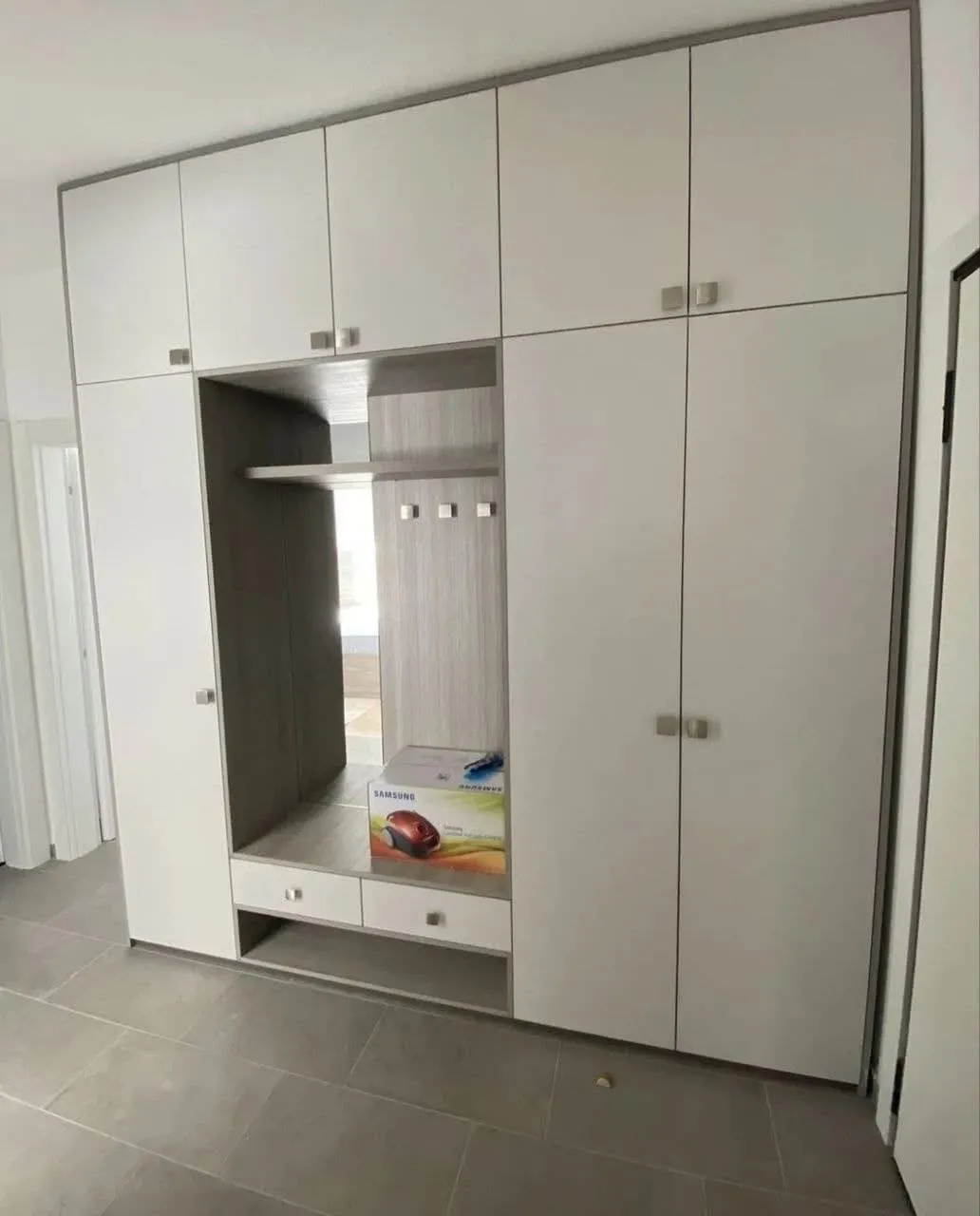 Dvosoban-stan-sa-pogledom-na-more-Mazina-Tivat-5 Dvosoban stan 80 m² – Mažina, Tivat — fotografija 6