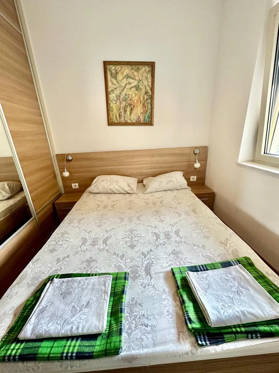 Jednosoban-stan-sa-terasom-i-pogledom-na-more-Budva-13 Izdavanje: Jednosoban stan – Budva — fotografija 14