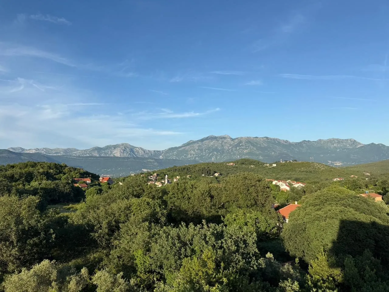 Jednosoban-stan-sa-bazenom-u-Gosicima-Kotor-7 Jednosoban stan 63 m² – Kotor — fotografija 8