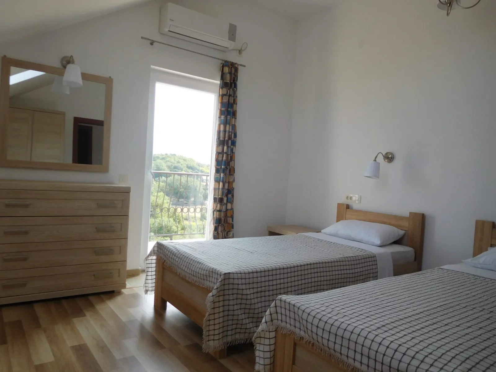 Jednosoban-stan-sa-bazenom-u-Gosicima-Kotor-16 Jednosoban stan 63 m² – Kotor — fotografija 17
