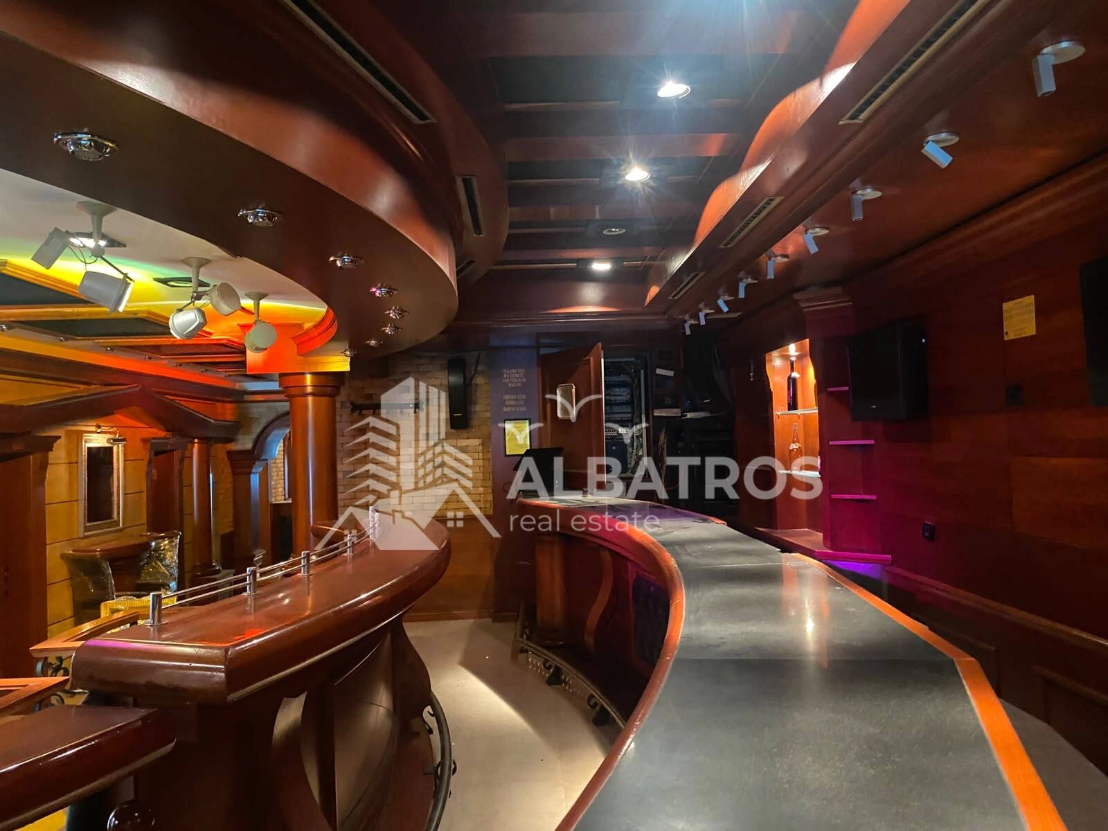 Poslovni prostor 299 m² – Bar — fotografija 3