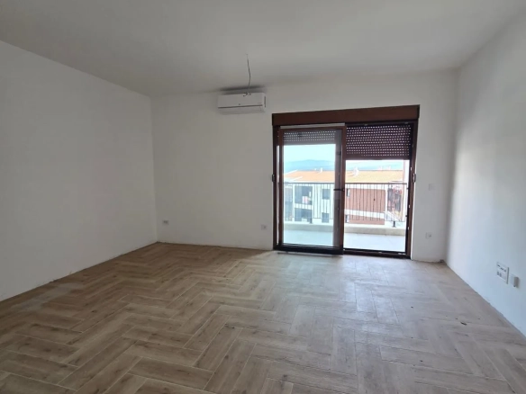 Dvosoban stan 70 m² – Tivat — fotografija 4