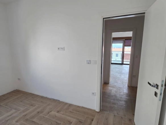 Dvosoban stan 70 m² – Tivat — fotografija 7