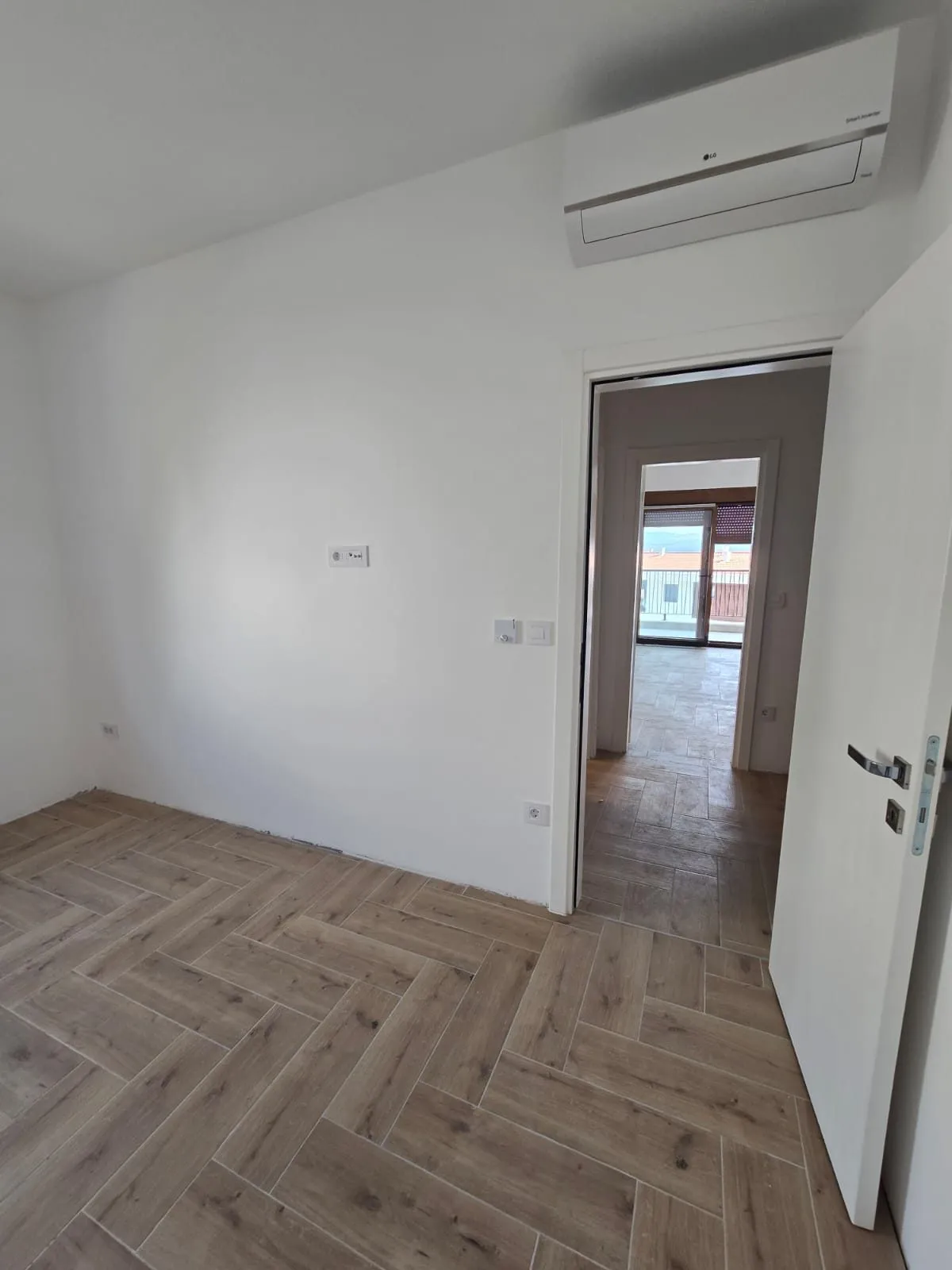 Dvosoban stan 70 m² – Tivat — fotografija 7