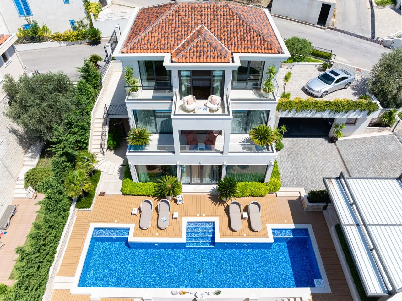 Kuća 400 m² – Blizikuće, Budva — fotografija 3