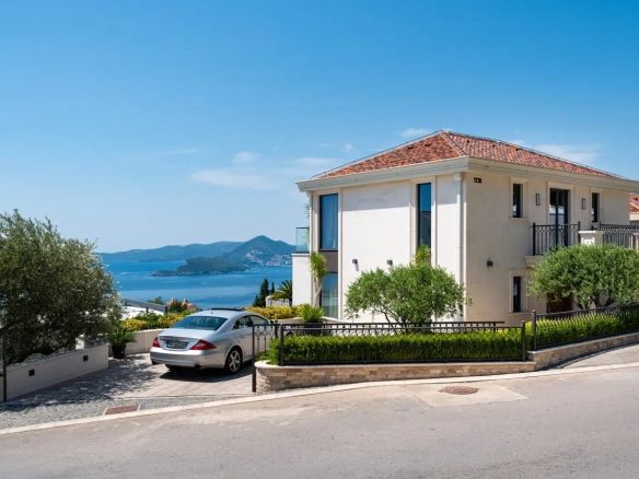 Kuća 400 m² – Blizikuće, Budva — fotografija 9