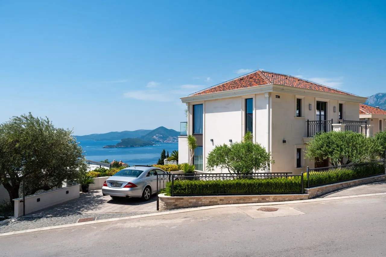Kuća 400 m² – Blizikuće, Budva — fotografija 9