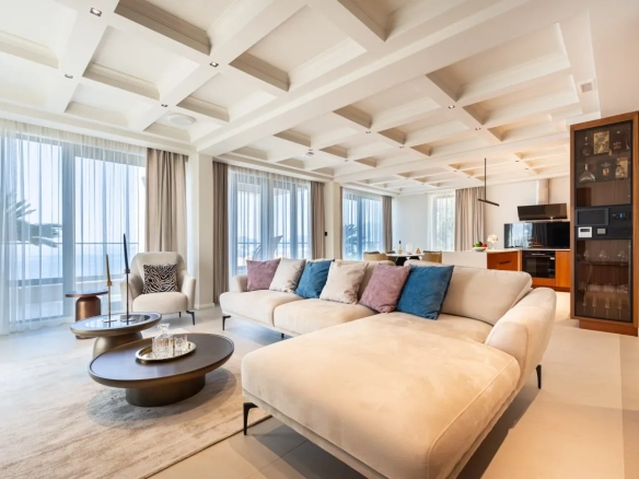 Kuća 400 m² – Blizikuće, Budva — fotografija 11