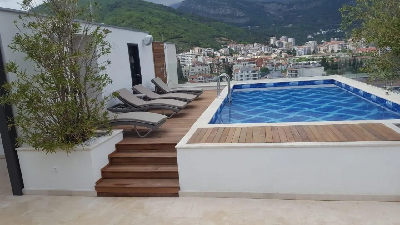 Trosoban-penthaus-sa-bazenom-Gospostina-Budva Trosoban penthaus sa bazenom