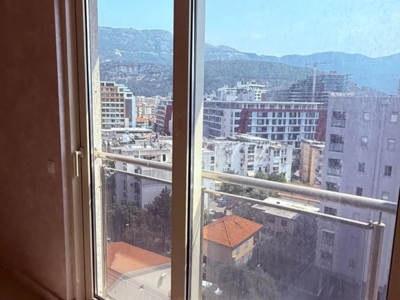 Trosoban stan 326 m² – Gospoština, Budva — fotografija 8