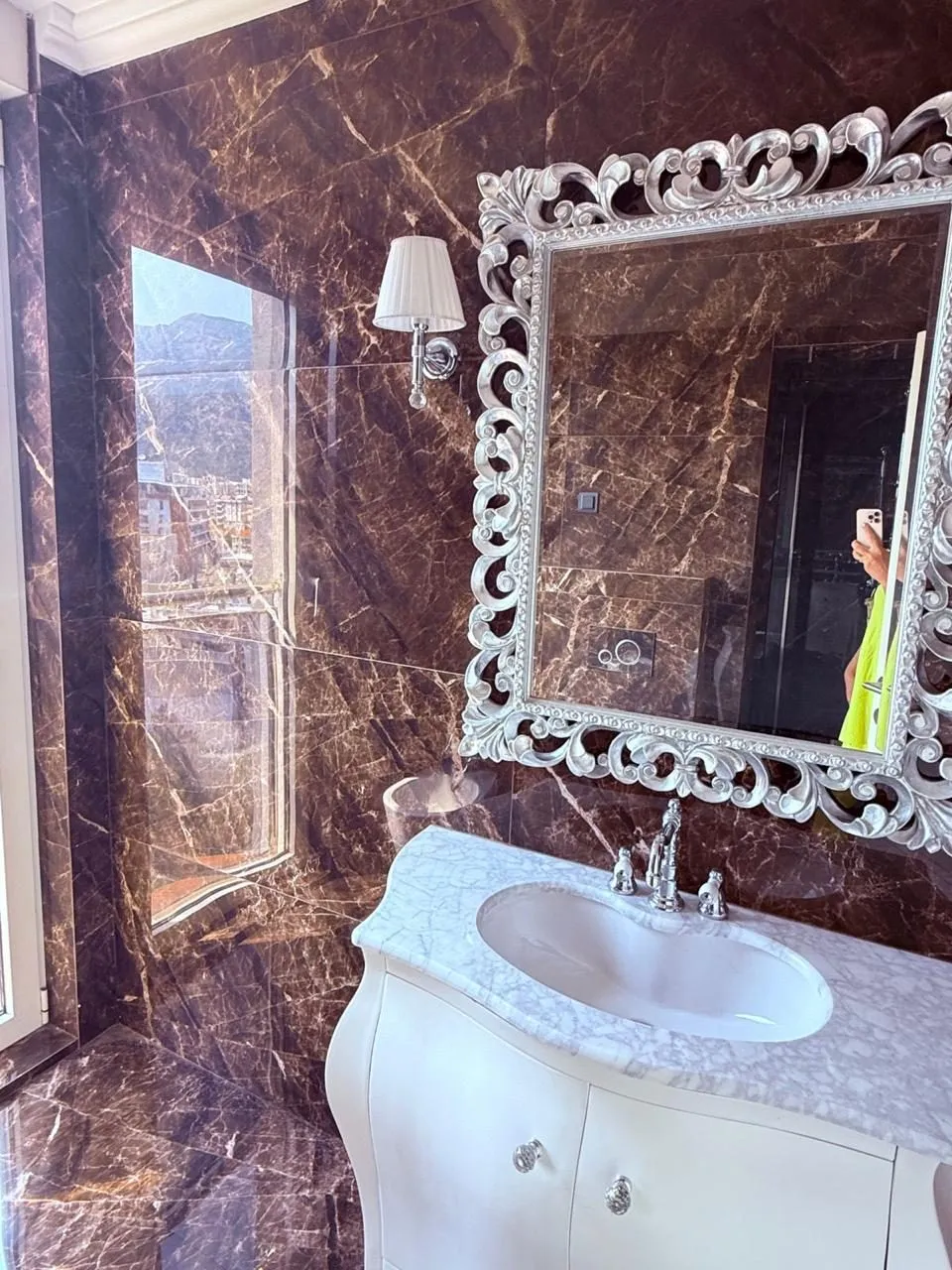 Trosoban-penthaus-sa-bazenom-Gospostina-Budva-14 Trosoban stan 326 m² – Gospoština, Budva — fotografija 15
