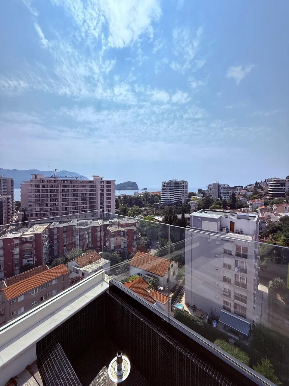 Trosoban-penthaus-sa-bazenom-Gospostina-Budva-15 Trosoban stan 326 m² – Gospoština, Budva — fotografija 16