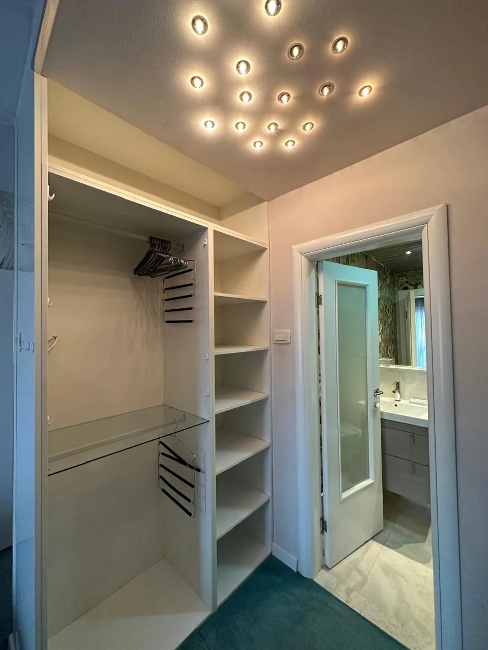Trosoban-stan-u-naselju-Adok-Budva-6 Trosoban stan 104 m² – Budva — fotografija 7
