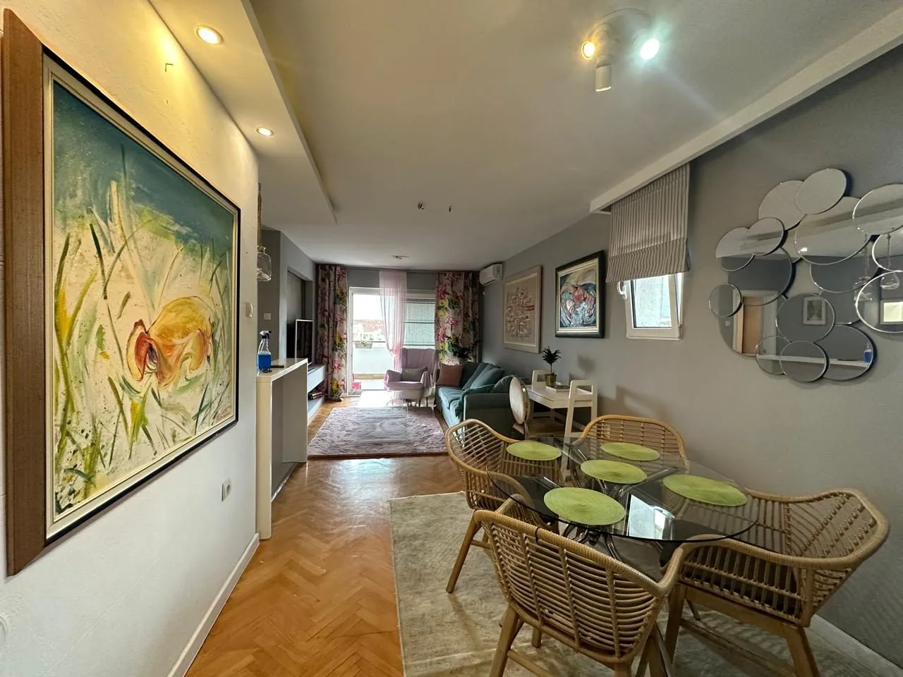 Trosoban-stan-u-naselju-Adok-Budva-11 Trosoban stan 104 m² – Budva — fotografija 12