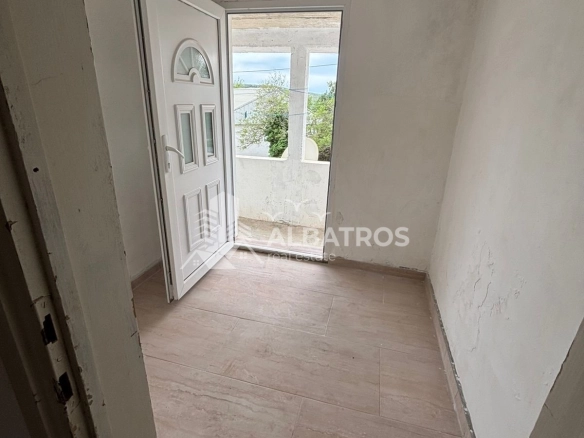 Izdavanje: Trosoban stan 90 m² – Sutomore, Bar — fotografija 2