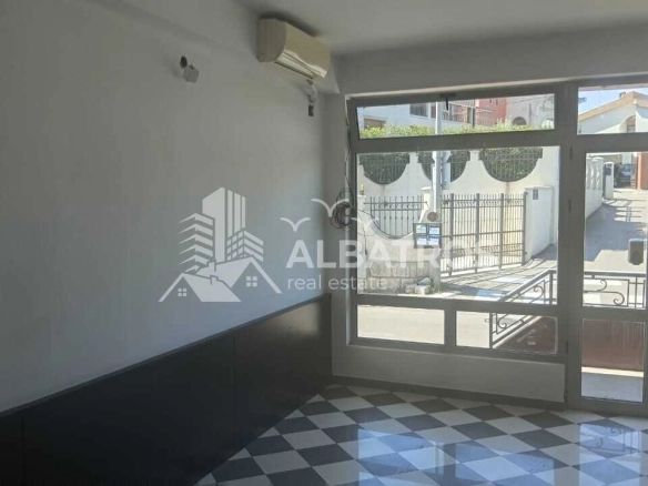 Izdavanje: Poslovni prostor 20 m² – Rena, Bar — fotografija 7