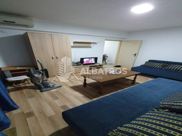 Garsonjera 31 m² u zgradi starije gradnje, Bar — fotografija 3