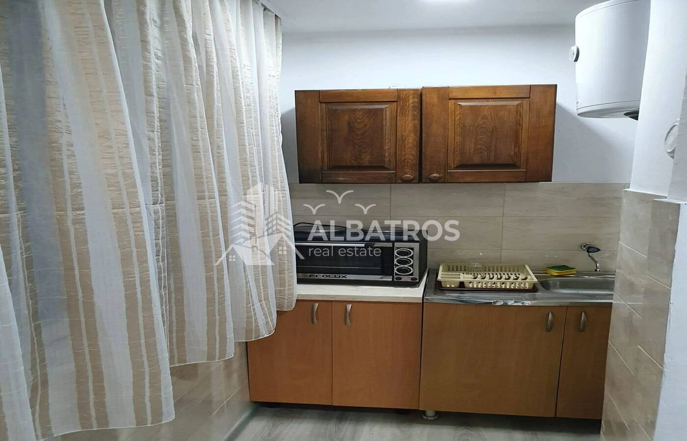 Garsonjera 31 m² u zgradi starije gradnje, Bar — fotografija 6