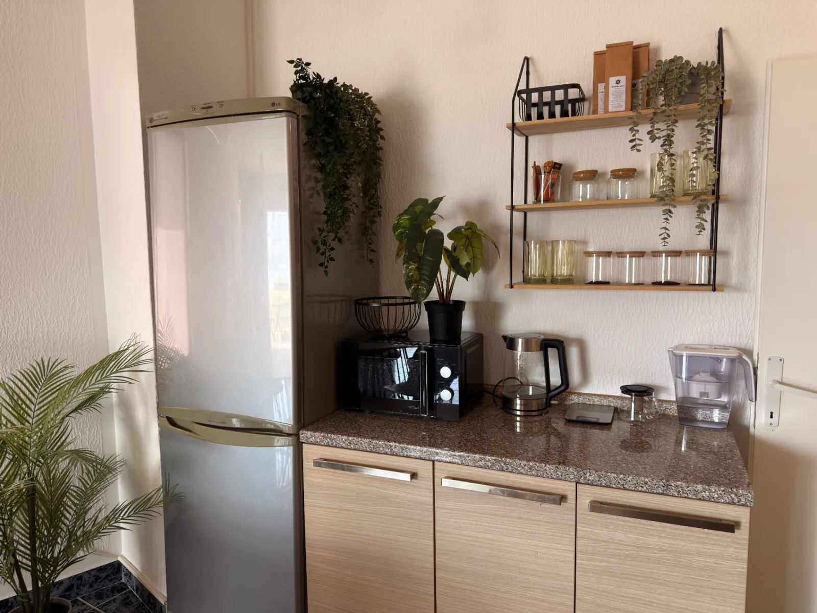 Dvosoban-stan-s-pogledom-na-more-Babin-Do-Budva-16 Dvosoban stan 68 m² – Babin Do, Budva — fotografija 17
