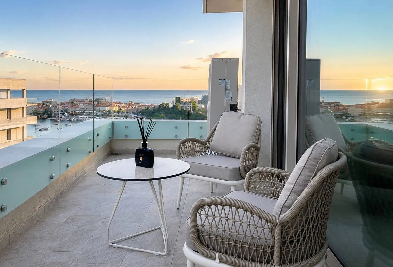 Trosoban stan 142 m² – Budva — fotografija 3
