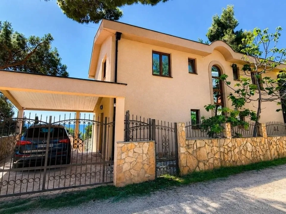 Kuća 240 m² – Šušanj, Bar — fotografija 2