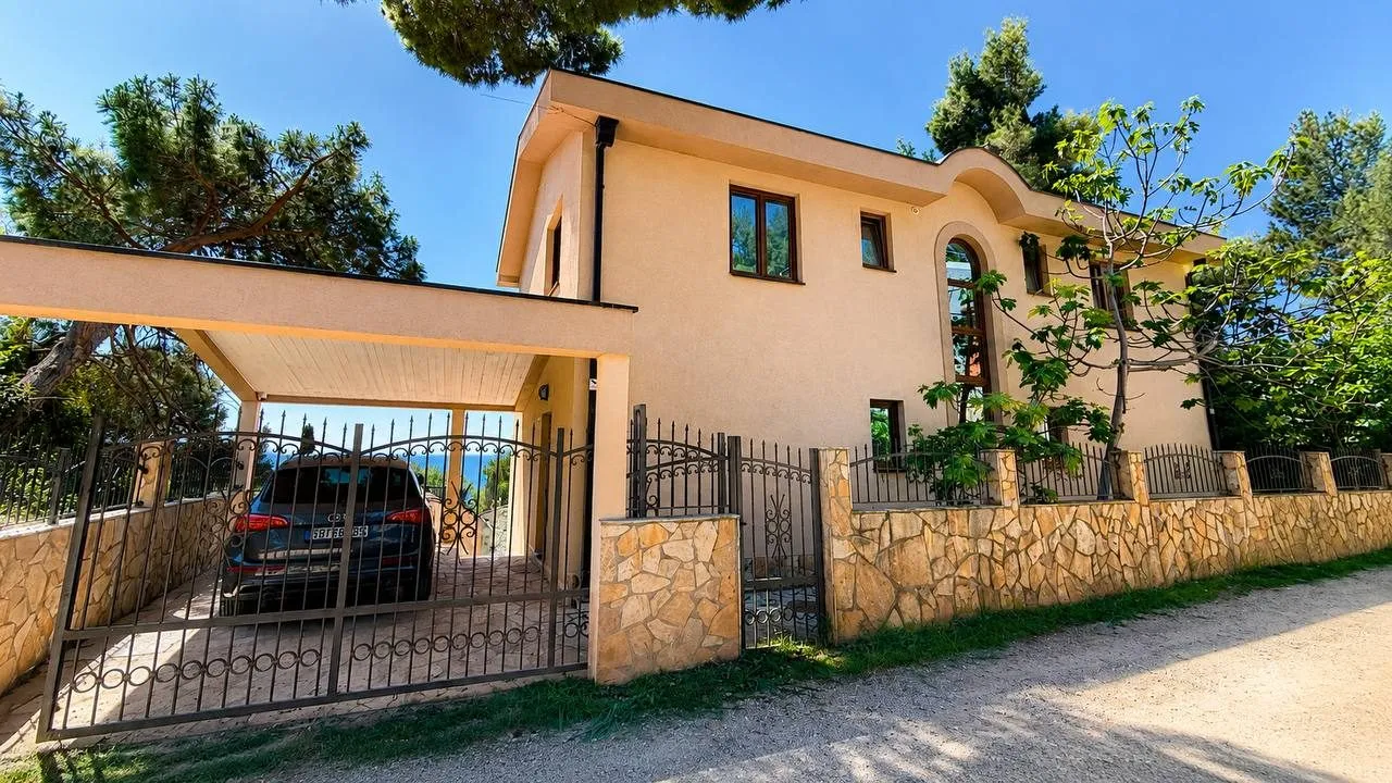 Kuća 240 m² – Šušanj, Bar — fotografija 2
