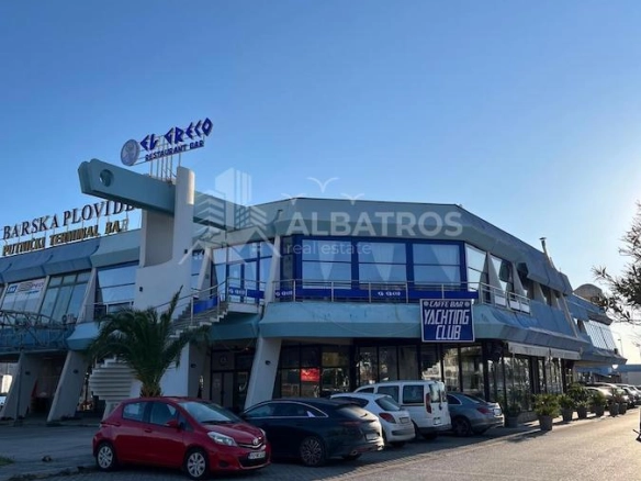 poslovni prostor u centru Bara