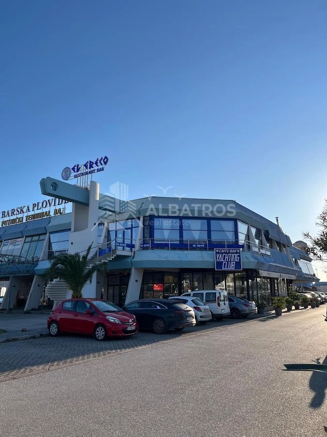 poslovni prostor u centru Bara
