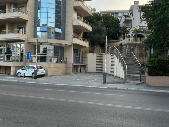 Dvosoban stan 87 m² – Bečići, Budva — fotografija 3