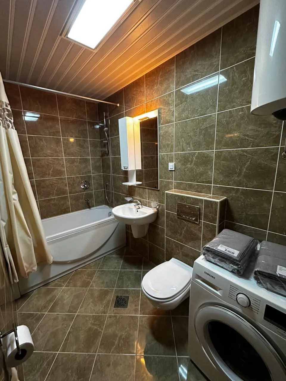 Trosoban-stan-sa-pogledom-na-more-Budva-1 Trosoban stan 89 m² – Gospoština, Budva — fotografija 2