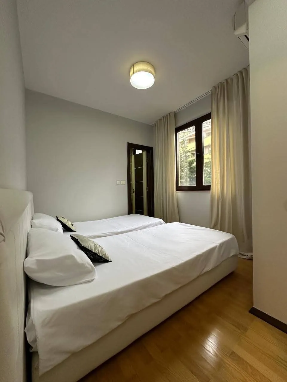 Trosoban-stan-sa-pogledom-na-more-Budva-4 Trosoban stan 89 m² – Gospoština, Budva — fotografija 5