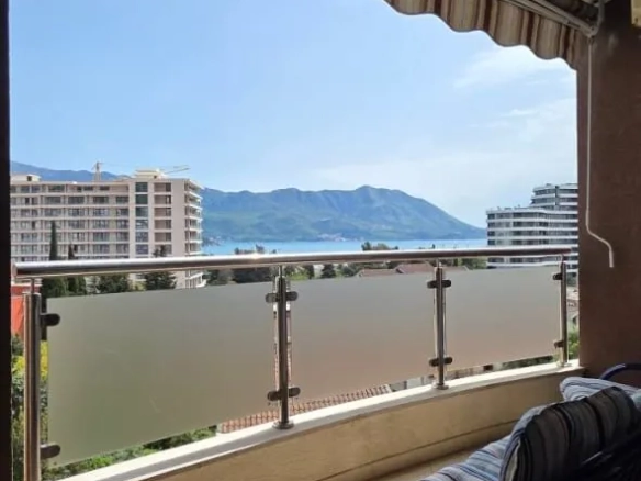 Trosoban stan 89 m² – Gospoština, Budva — fotografija 11