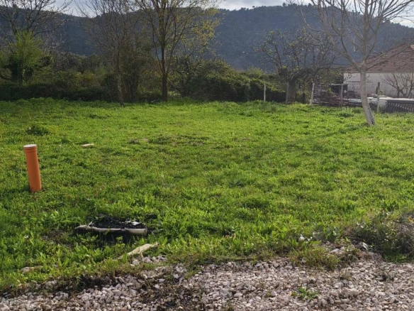 Plac 866 m² – Bar — fotografija 2