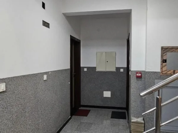 Trosoban stan 89 m² – Gospoština, Budva — fotografija 17
