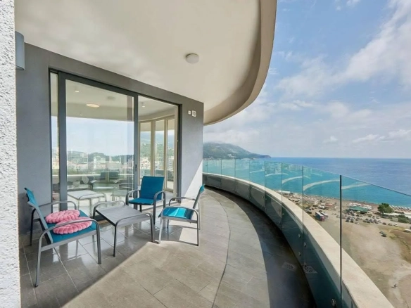 Dvosoban stan 115 m² – Bečići, Budva — fotografija 4