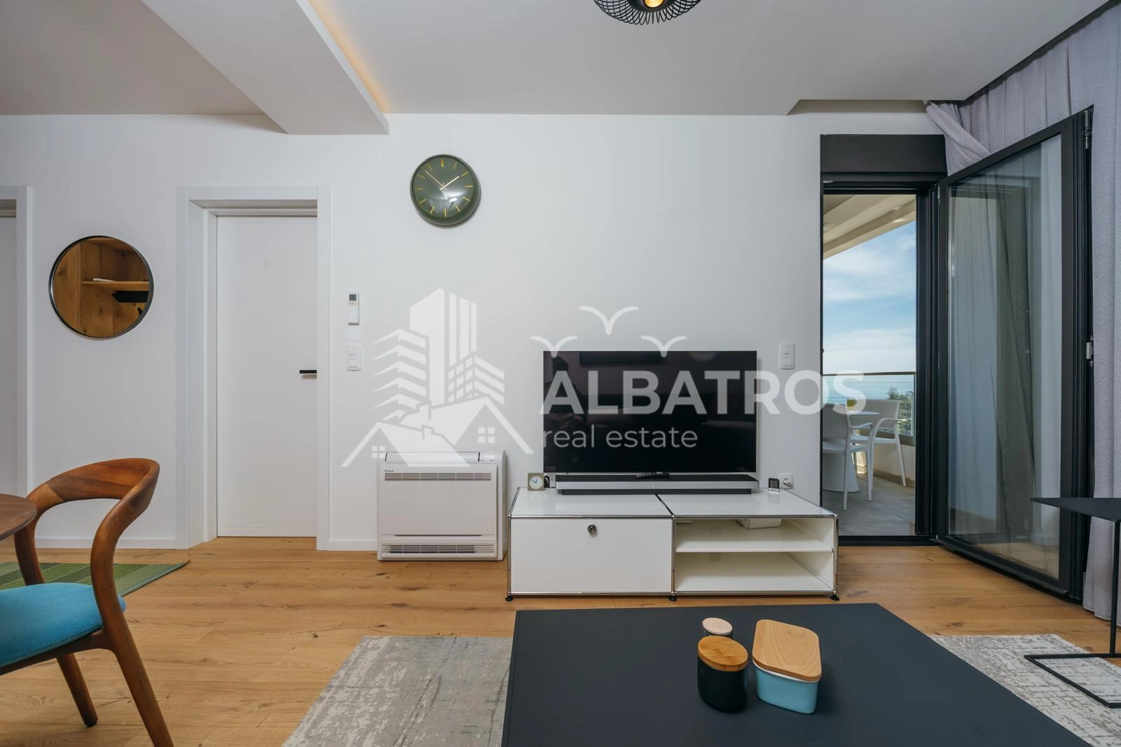 Jednosoban-stan-sa-terasom-na-Susnju-Bar-3 Izdavanje: Jednosoban stan 45 m² – Šušanj, Bar — fotografija 4