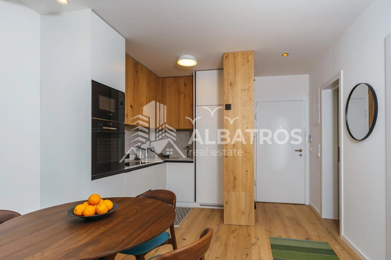 Jednosoban-stan-sa-terasom-na-Susnju-Bar-4 Izdavanje: Jednosoban stan 45 m² – Šušanj, Bar — fotografija 5