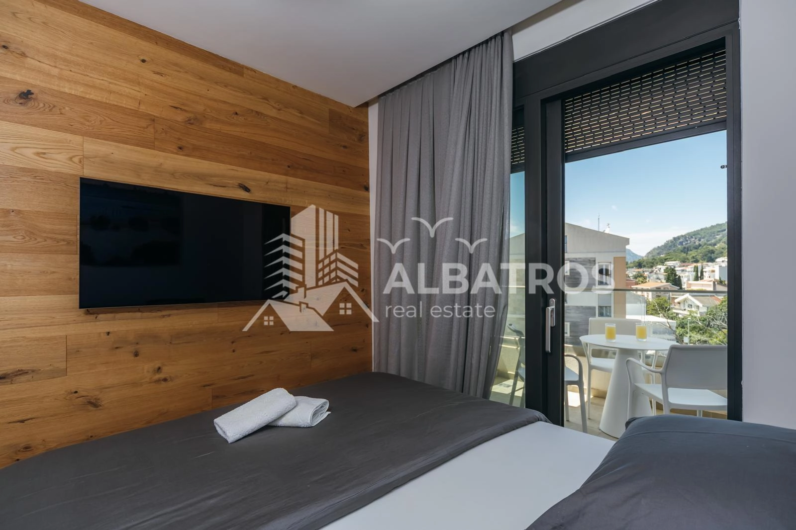 Jednosoban-stan-sa-terasom-na-Susnju-Bar-6 Izdavanje: Jednosoban stan 45 m² – Šušanj, Bar — fotografija 7