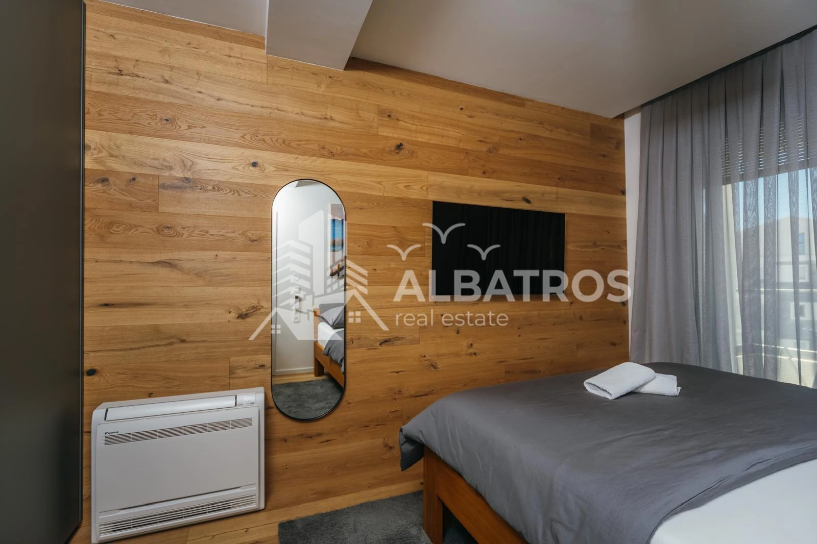 Jednosoban-stan-sa-terasom-na-Susnju-Bar-8 Izdavanje: Jednosoban stan 45 m² – Šušanj, Bar — fotografija 9