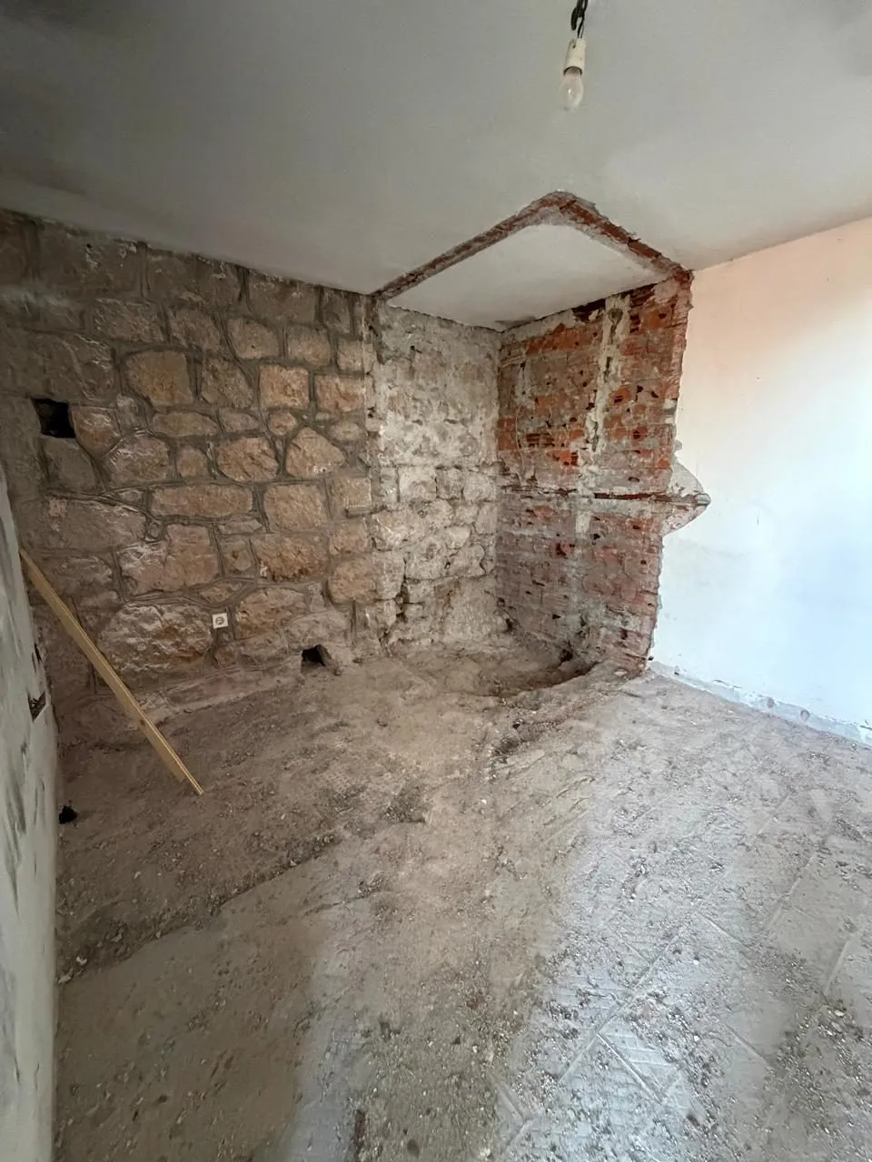 Kamena-kuca-sa-pogledom-na-more-Markovici-Budva-2 Kuća 210 m² – Markovići, Budva — fotografija 3