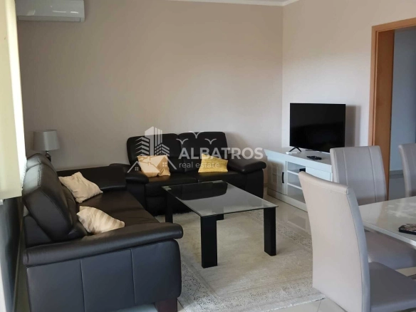 Izdavanje: Dvosoban stan 90 m² – Rena, Bar — fotografija 2