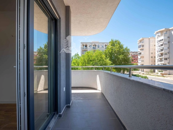 Dvosoban stan 65 m² – Bar — fotografija 5