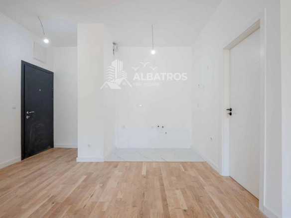 Dvosoban stan 65 m² – Bar — fotografija 14