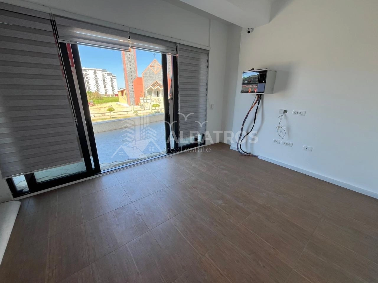 Izdavanje: Poslovni prostor 83 m² – Bar — fotografija 5