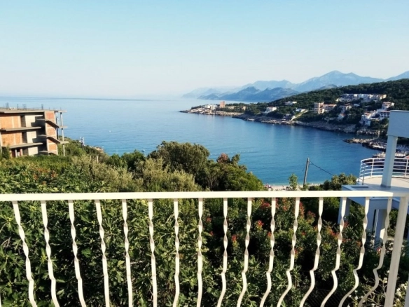 Kuća sa pogledom na more u Utjehi