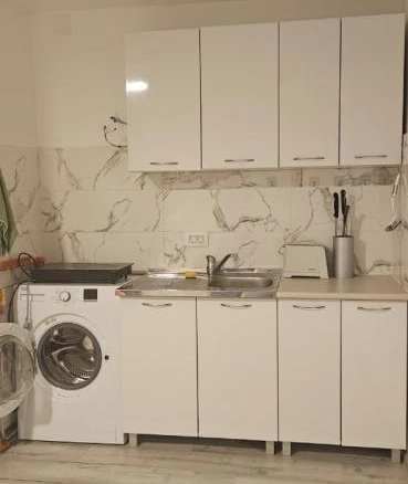 Izdavanje: Kuća 28 m² – Šušanj, Bar — fotografija 2